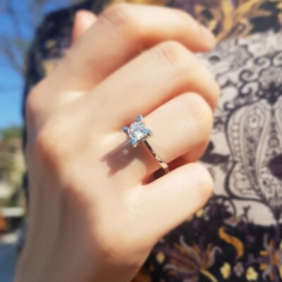 0.65 Karat Pırlanta Tektaş Yüzük - IDL Sertifikalı - 4